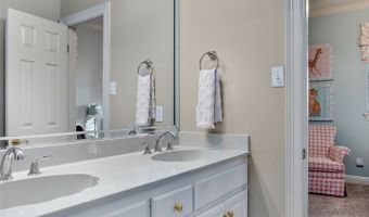1310 Bay Ridge Dr, Benton, LA 71006