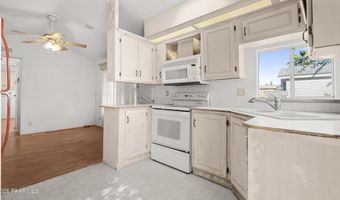 21312 W Shalako Ln, Congress, AZ 85332