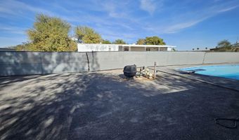 5676 N Fairoak Ln, Casa Grande, AZ 85122