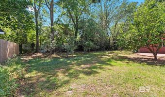 402 E Poplar St, Atmore, AL 36502