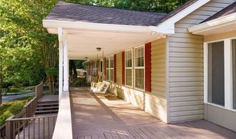135 Brookhaven Ln, Advance, NC 27006