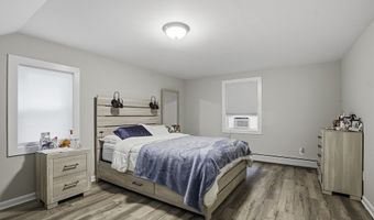39 Pinehurst, Auburn, MA 01501