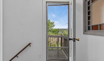 104 Front St, Belfast, ME 04915