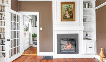 5 Dennis Ave, Cranston, RI 02905
