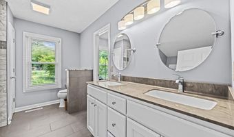 145 Savannah Ct, Advance, NC 27006