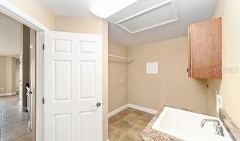 3305 NE 106TH St, Anthony, FL 32617