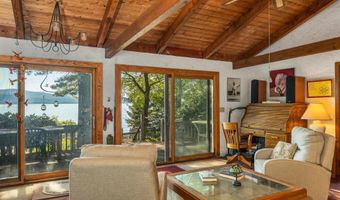 120 Big Barndoor Is, Alton, NH 03810