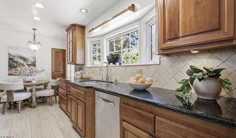 515 Alahmar St N, Alhambra, CA 91801