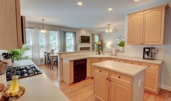 5355 Spalding Brg, Peachtree Corners, GA 30092