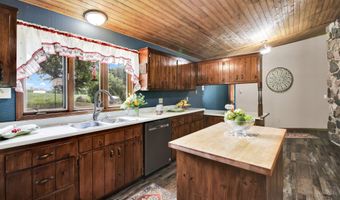 6372 Wildlife Rd, Allenton, WI 53002