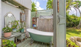 53-980 Kamehameha Hwy, Hauula, HI 96717
