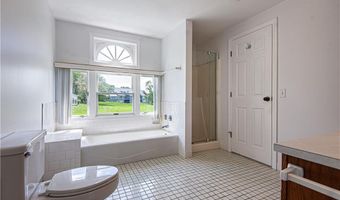 60 Saddle Grn A, North Providence, RI 02904