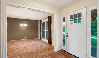 15583 Clayton Rd, Ballwin, MO 63011