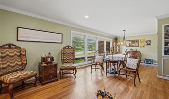409 Mayfair Dr, Ballwin, MO 63011