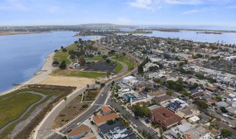 3822 Sequoia St, San Diego, CA 92109