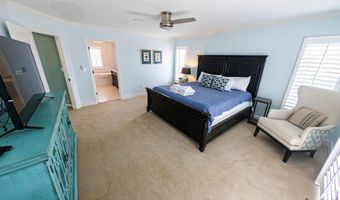 109 Island Quay Ct, Atlantic Beach, NC 28512
