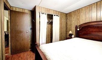 44 Rocky Rd NW, Adairsville, GA 30103