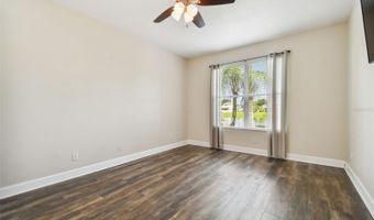 5222 CLOVER MIST Dr, Apollo Beach, FL 33572
