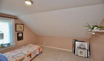 105 Lafountain St, Burlington, VT 05401