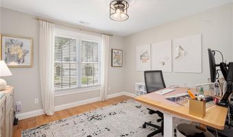 105 Hunting Hill Dr, Cumberland, RI 02864