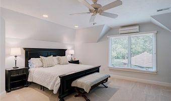 2816 Remington Pt, Aurora, OH 44202