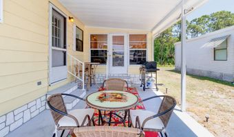 449 Egret Cir, Barefoot Bay, FL 32976
