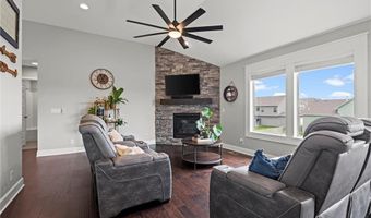 16025 Craig St, Basehor, KS 66007