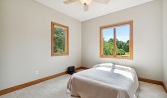 1084 38th St, Allegan, MI 49010