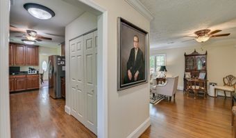 215 Barnard Ave SE, Aiken, SC 29801