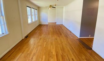 2012 Yelton Dr, Camden, SC 29020