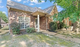 2392 GARDENBROOK, Memphis, TN 38134