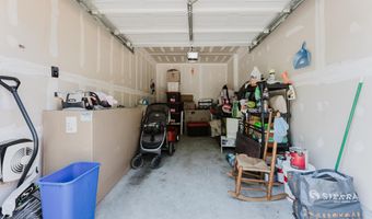 24588 BYRNE MEADOW Sq 302, Aldie, VA 20105