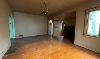 1548 Highland Ave, Alton, IL 62002