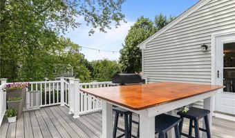 80 PECK Ave, Bristol, RI 02809