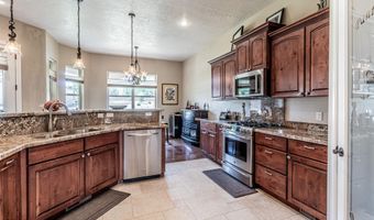 704 ANASAZI Dr, Aztec, NM 87410
