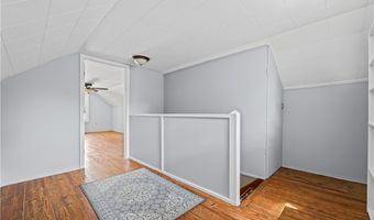 1042 Kingsway St, Alliance, OH 44601