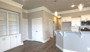 1000 Trestle Ln, Bentonville, AR 72713