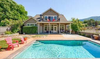 403 Briscoe Pl, Ashland, OR 97520