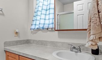 263 S Bridger Dr, Ammon, ID 83406