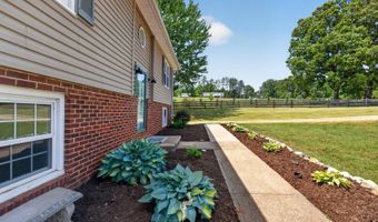 935 Turkey Mountain Rd, Amherst, VA 24521