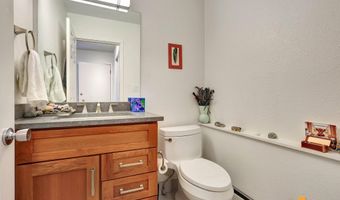 824 O Pl #824, Anchorage, AK 99501