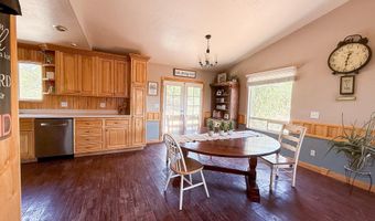 425 E Mule Deer Rd, Central, UT 84722