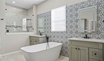 3112 PINENUT Dr, Apopka, FL 32712