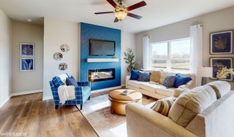 3401 Dreusicke Dr, Coralville, IA 52241