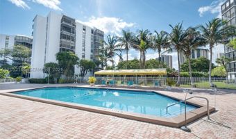 20400 W Country Club Dr 610, Aventura, FL 33180