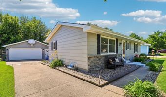 1214 NW Applewood St, Ankeny, IA 50023