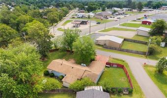 839 14th St, Barling, AR 72923