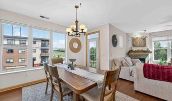8253 Mayo Dr 201, Madison, WI 53719