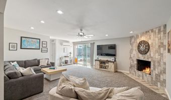 2101 W BOSTON St, Chandler, AZ 85224