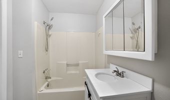 204 Dewitt St, Alba, TX 75410
